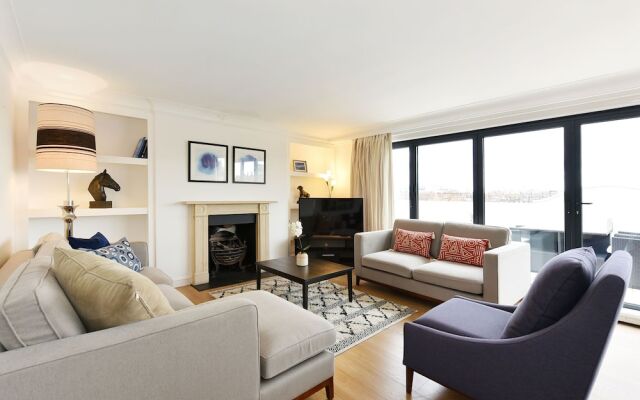 Posh Apartment in London near Hyde Park