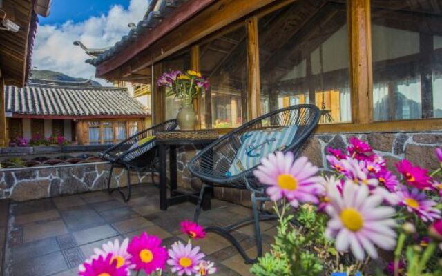 Tiancun Inn (Lijiang Shuhe Ancient Town)