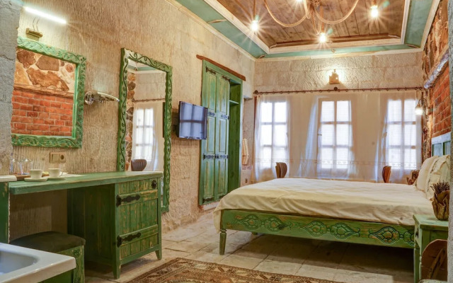 Nar-I Ask Cave Hotel