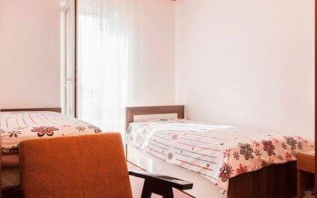Captivating 3-bedroom Villa in Kanica