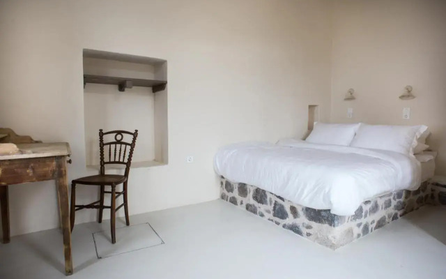 Moustafa Stone House
