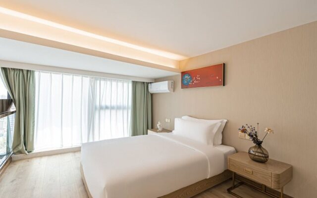 Metropolo Hotels Zhuhai Gongbei Fortis store