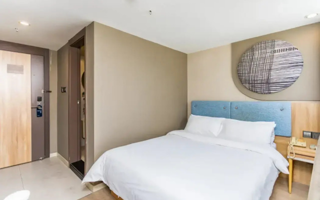 Home Inn Shenzhen Nanshan Nanxin Road Daxin Metro Station