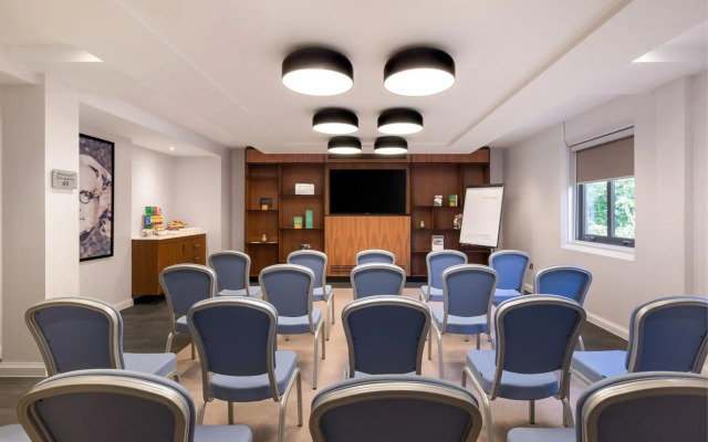 Courtyard by Marriott Glasgow Airport