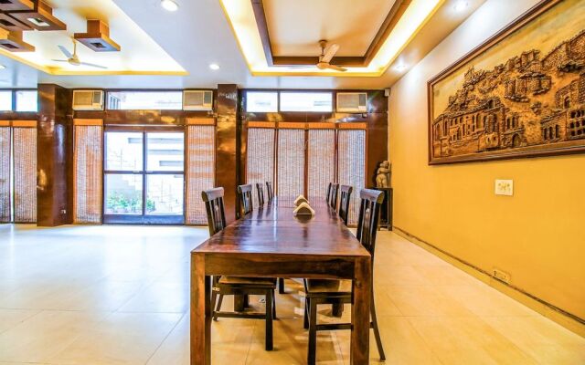 FabHotel Tavisha Villa