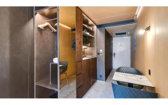 Stow-Away: South Bank