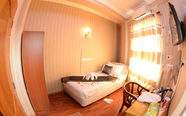 Royal Naung Yoe Hotel