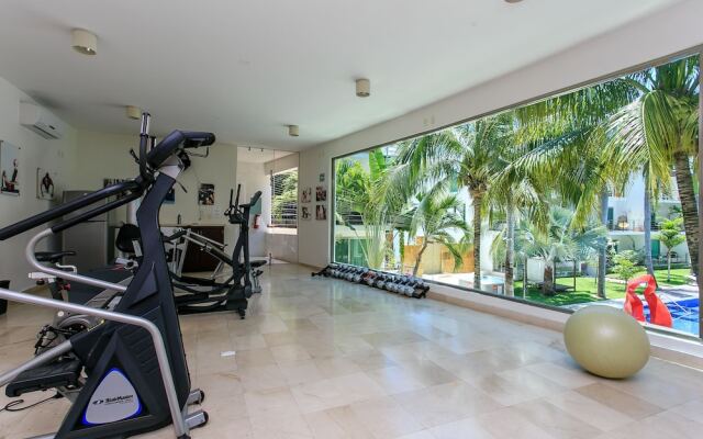 Penthouse via 38 Laguna by Stella Rentals