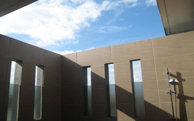 Millenium Maison Home