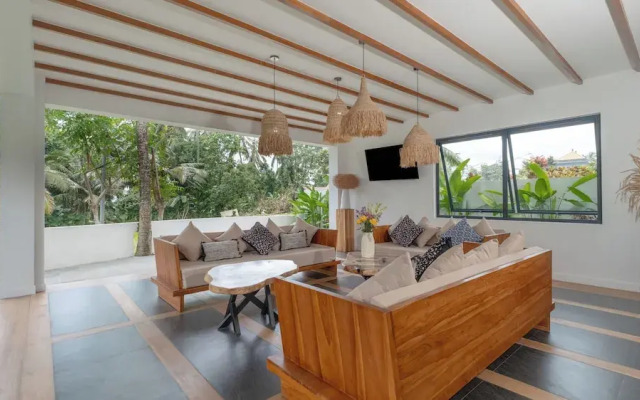 Villa Suka Sawah by Villa Finder