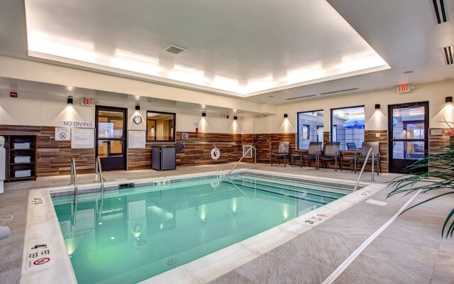 Fairfield Inn & Suites Springfield Holyoke