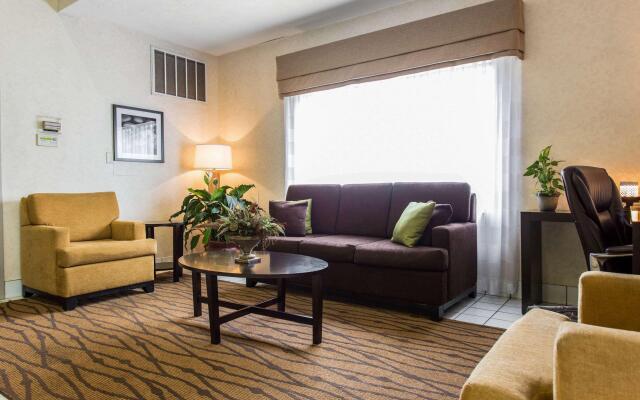 SureStay by Best Western Summerville Flowertown