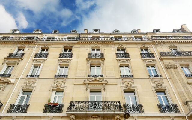 Studio Prestige Champs Elysées
