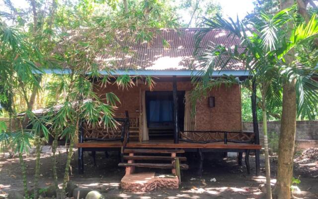beach house resort and dive center