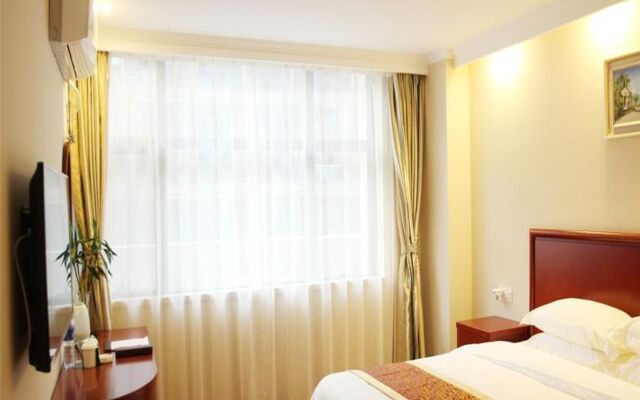 GreenTree Inn ZhangJiaKou Qiaoxi District WuYi East Street JianXing Express Hotel