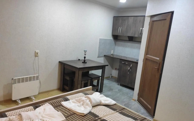 Mziuri Guest House