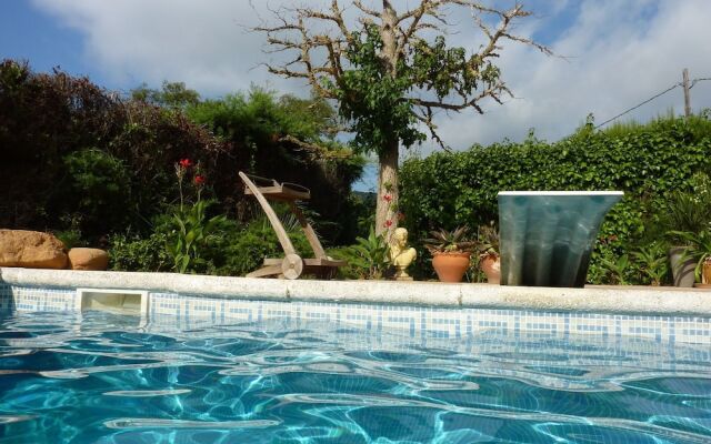 Cozily Furnished Holiday Home in Catalonia With Barbecue