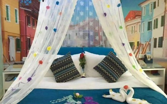 WEESH  hotel
