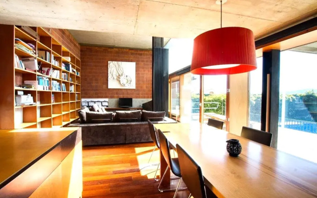 Santa Monica Holiday House