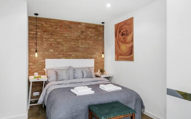 Livestay- Trendy 1bed With Balcony in Westminster