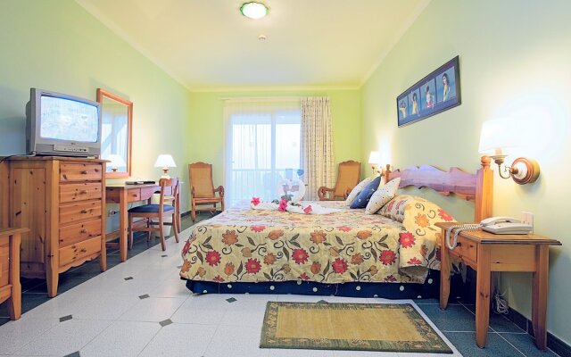 Grand Memories Cayo Largo Hotel