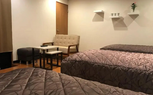 E Hotel WARABI
