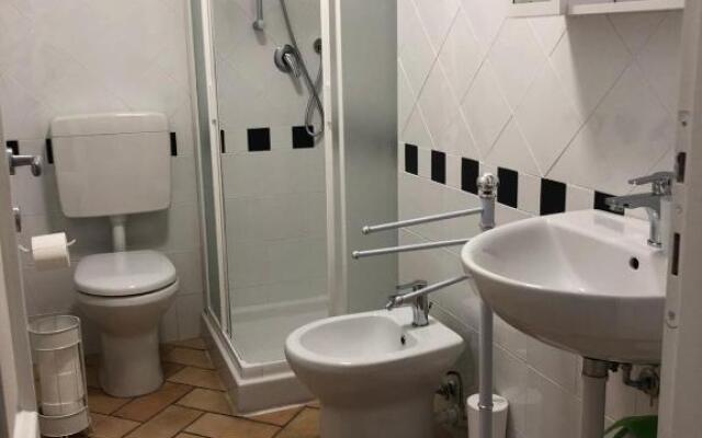 Bilocale in Centro a 100m Dal Mare - Aautsv12669