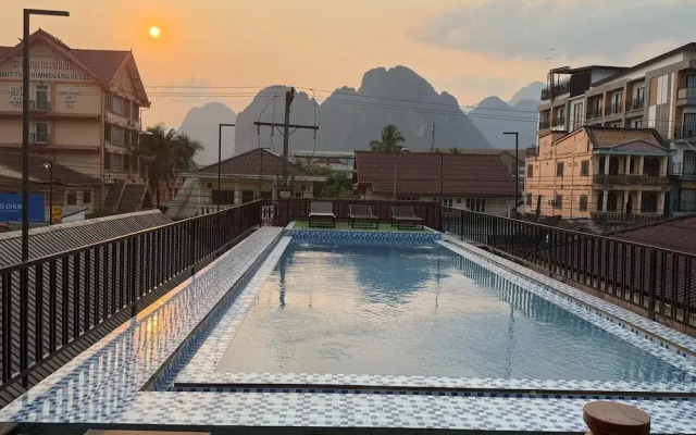 Vang Vieng Family Boutique Hotel