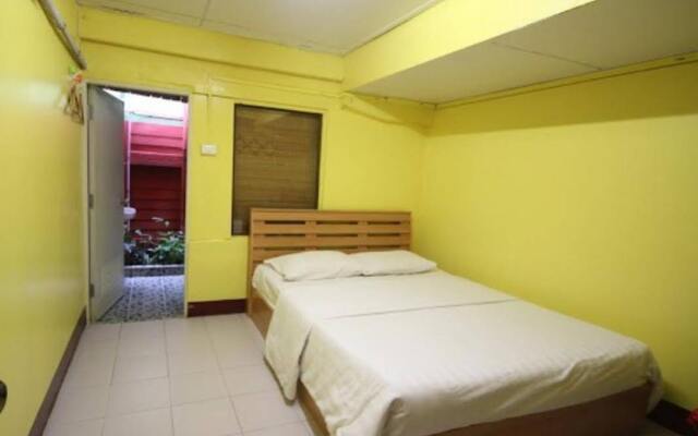 Baan Bua Homestay - Hostel