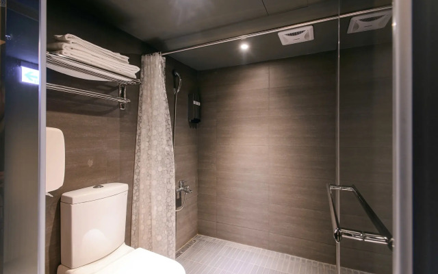Kiwi Express Hotel - Jiuru