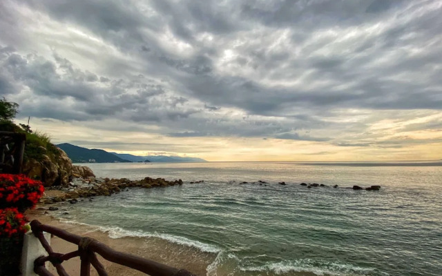 Costa Sur Resort, Classico Collection by Sonesta