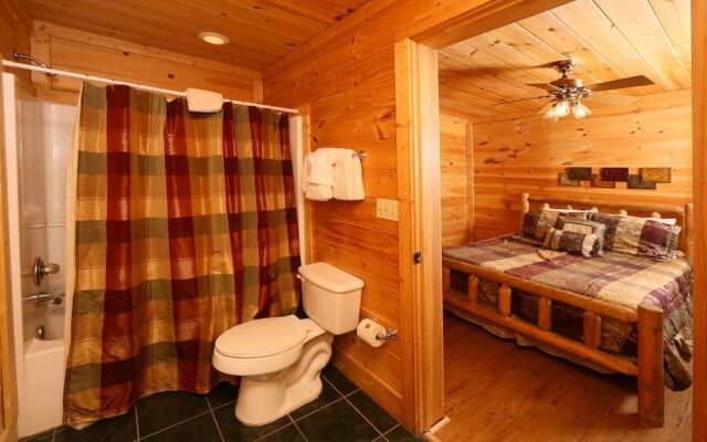 Big Pine Lodge - Six Bedroom Cabin
