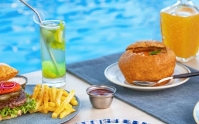 Selena Bay Families Only