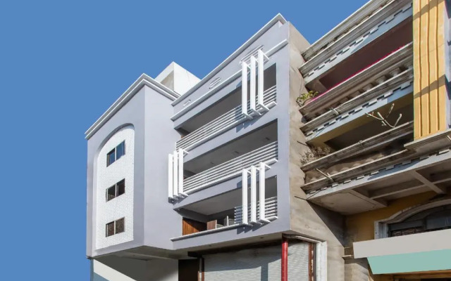 Virat Hotel And Restaurant by OYO Rooms