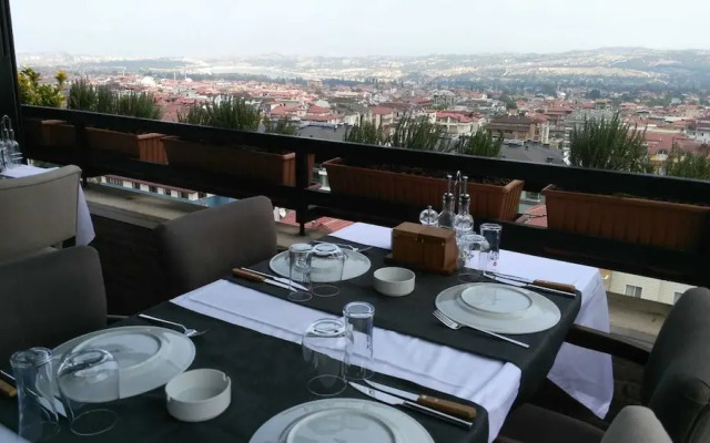 Vista Royal Hotel