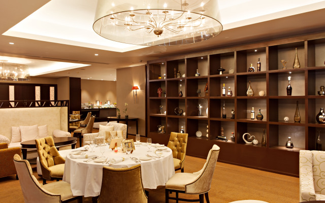 Joy Nostalg Hotel and Suites Manila Managed by The Ascott Limited