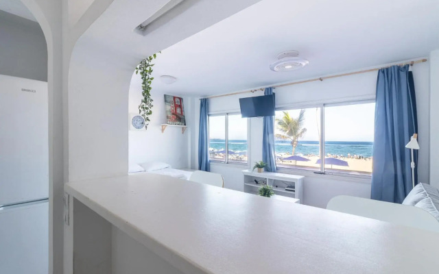 OceanFront Flat I by Canary365