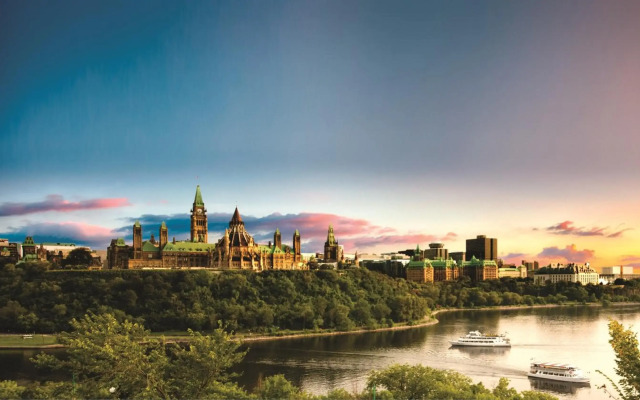 Holiday Inn Ottawa Dwtn - Parliament Hill by IHG