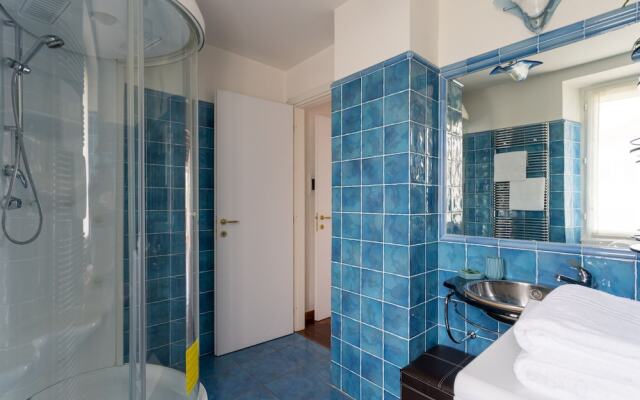 Lovely Apartment Overlooking Lake Como