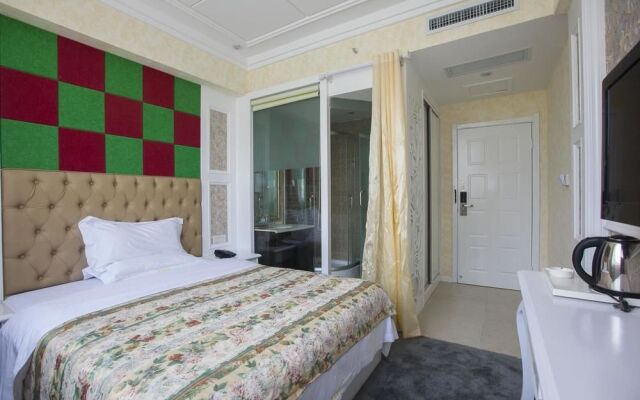 Wuhan Rome Holiday Hotel