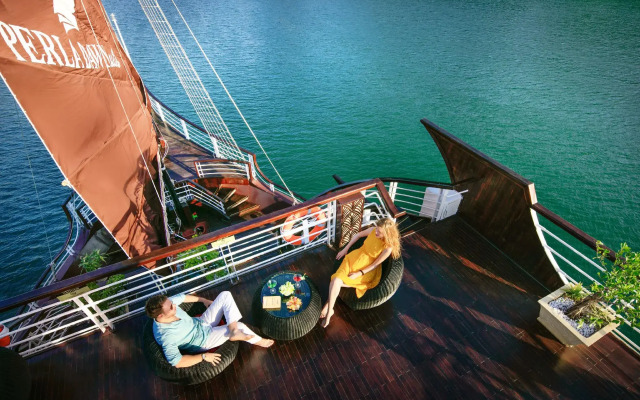 Perla Dawn Sails