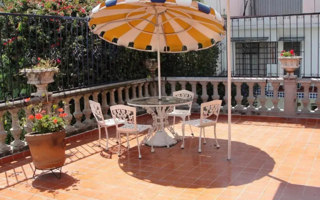 Hotel Casa González