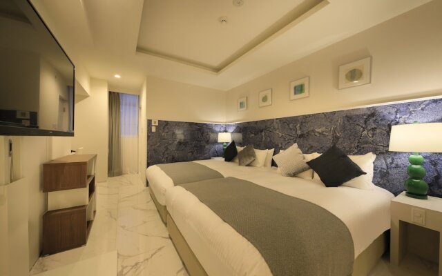 Centurion Hotel Residential Cabin Tower