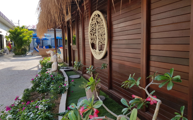 Kura Kura Beach Resort