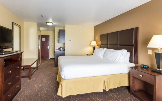 Holiday Inn Express Hinesville, an IHG Hotel