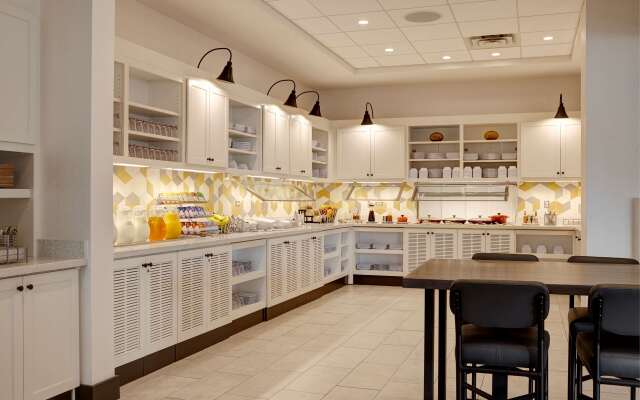 Hyatt Place Madison / Verona