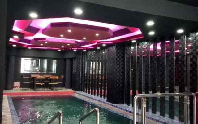 Hotel Surya Pantai Losari