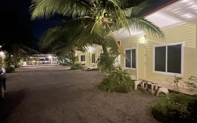 Rim Nam Lomyen Resort