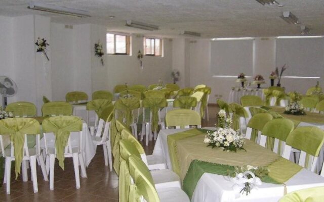 Hotel Armont