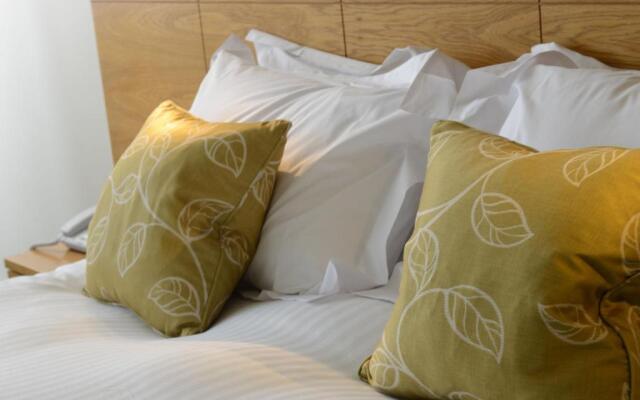 Croyde Bay Hotel or Self Catering
